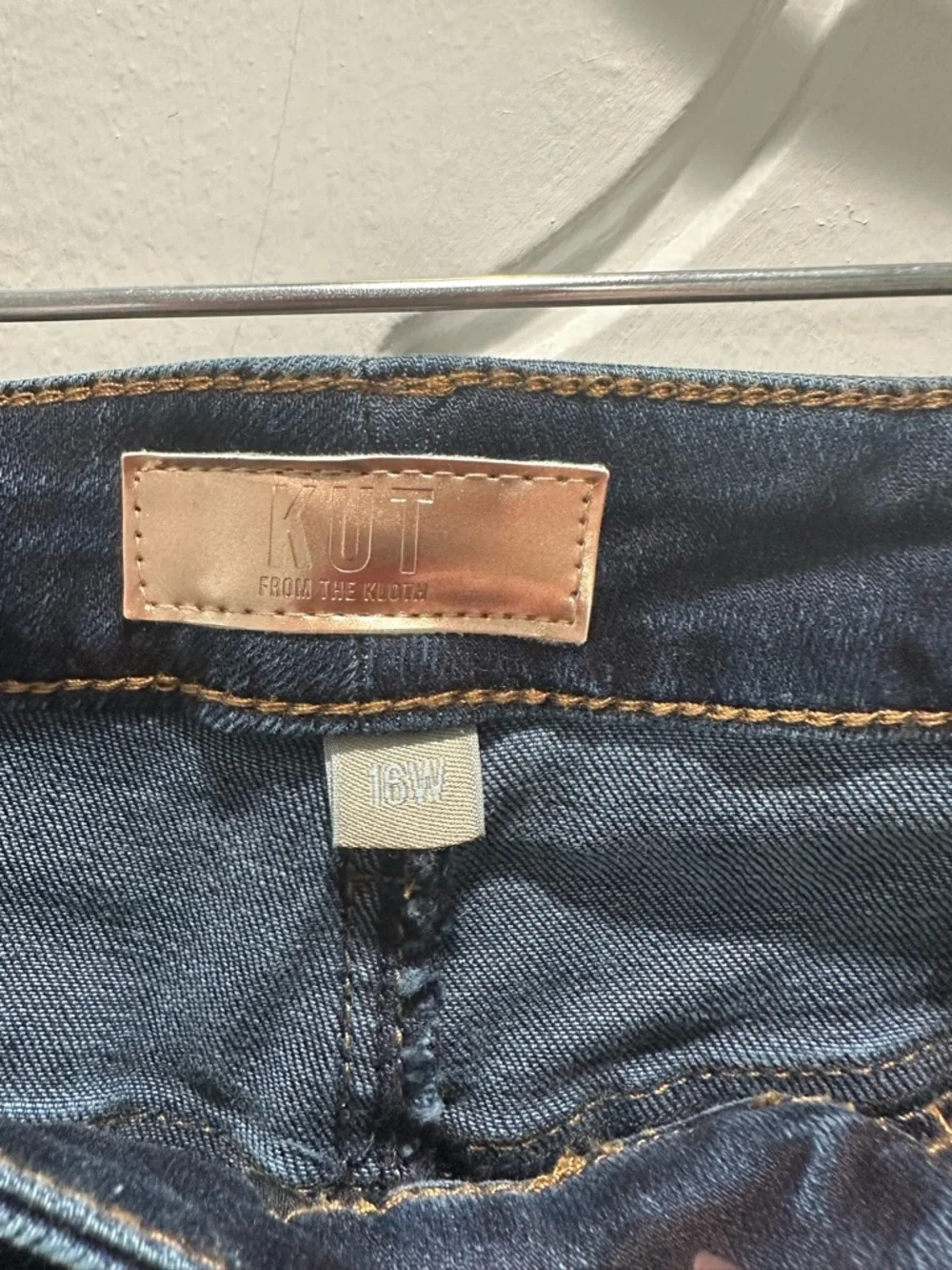 Kut from the Kloth Cropped Dark Blue Skinny Jeans - Picture 3 of 3